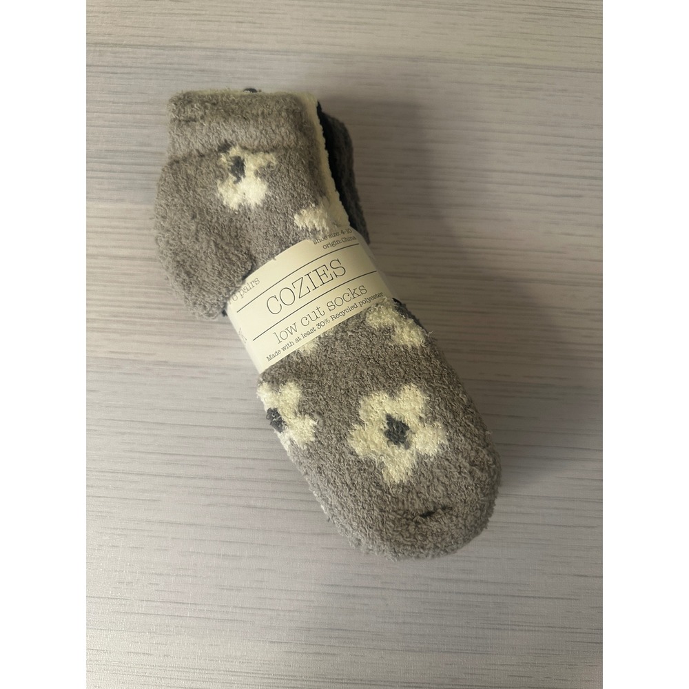 *NEW* Cozies Women Low Cut Fuzzy Socks 6 Pair Value Pack Black Grey White Floral